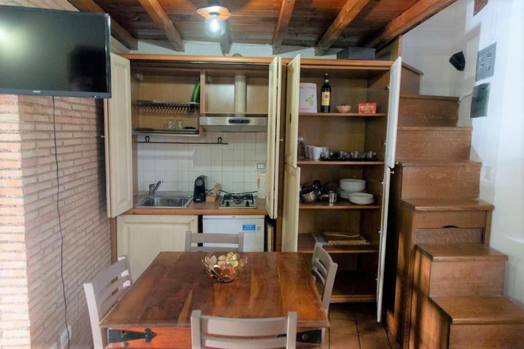 Апартаменты Monti Wood Loft Рим Экстерьер фото
